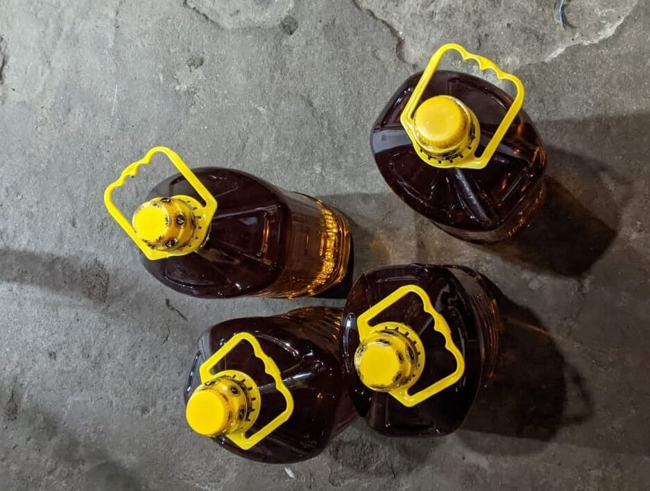 সাতক্ষীরার খাঁটি সরিষার তেল, প্রকৃতির খাঁটি স্বাদ, ভেজালমুক্ত গ্যারান্টি