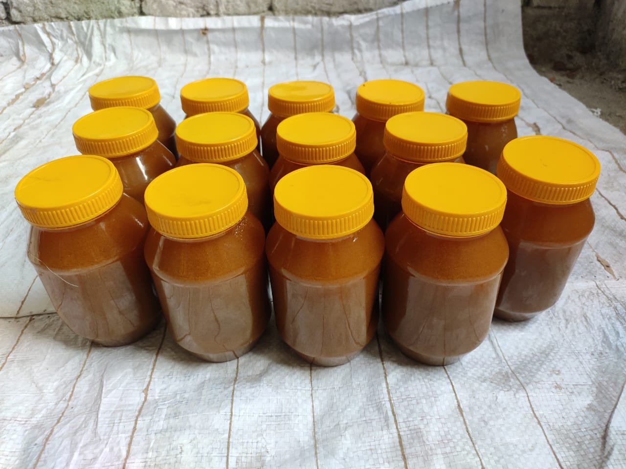 সাতক্ষীরার খাটি ঘাওয়া গাওয়া ঘি – ১০০% প্রাকৃতিক ও ঘরের তৈরি